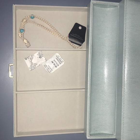 Jewelry box - Picture 3 of 5